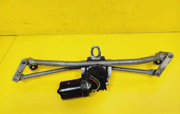 Audi A3 S3 8L Front wiper linkage and motor 1J1955113A 0390241151