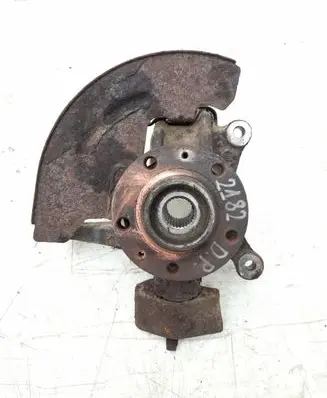 Front wheel hub
