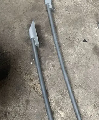 Nissan Quest Roof bar rail