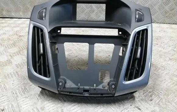 Ford Focus Panel trim 