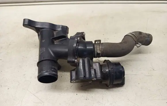 Nissan Qashqai+2 Thermostat/thermostat housing 4010344 71000