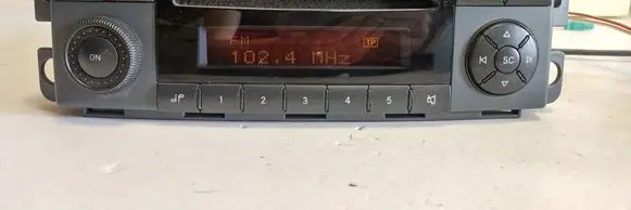 Smart ForFour I Radio/CD/DVD/GPS head unit A4548200379 BE6085
