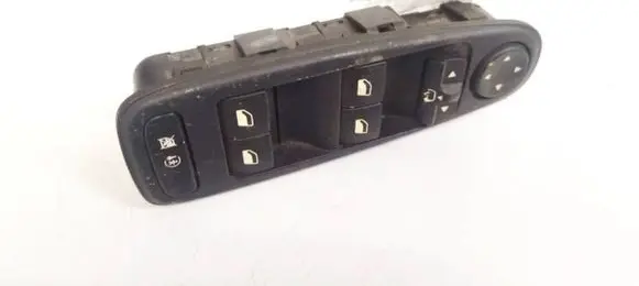Citroen C4 Grand Picasso Electric window control switch 96639383zd