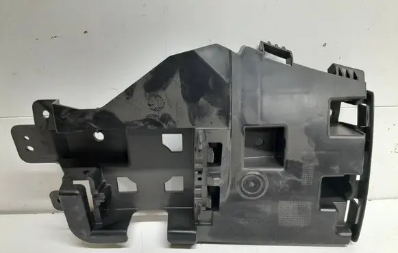 Volvo V60 Rear bumper mounting bracket 31352285