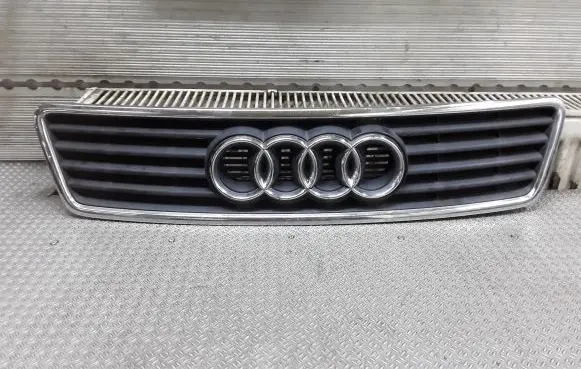 Audi A6 S6 C5 4B Front bumper upper radiator grill 4B0853651A
