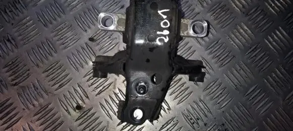 Skoda Fabia Mk1 (6Y) Engine mount bracket 6q0199555ac