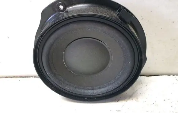 Mercedes-Benz GL X166 Front door speaker A1668202002