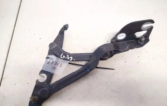 Audi A6 S6 C5 4B Tailgate/trunk/boot hinge 4b5827302