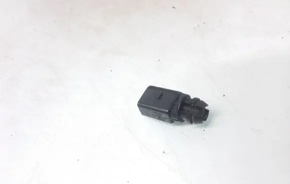 Audi A4 S4 B7 8E 8H Outside/exterior temperature sensor 8Z0820335