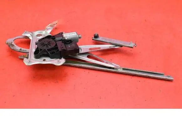 Renault Megane III Front door window regulator with motor 807203154R