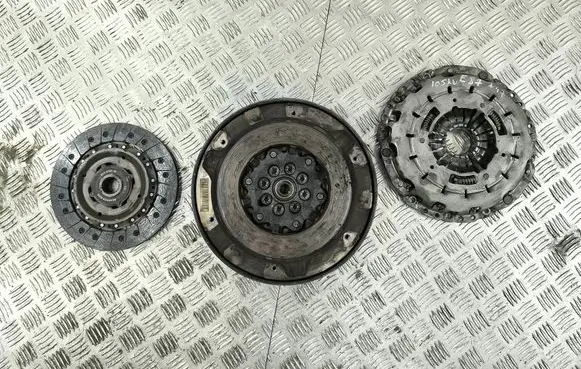 BMW 1 E81 E87 Clutch set kit 763727902