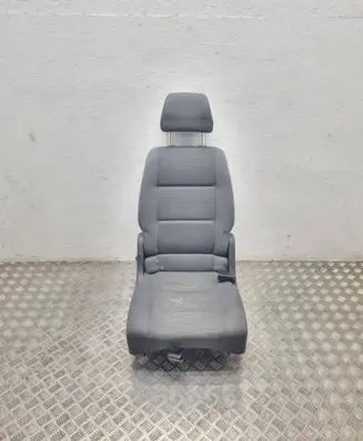Volkswagen Touran I Rear seat 