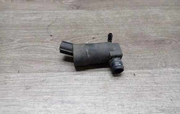 Volvo S60 Windscreen/windshield washer pump 1S7117K624DD