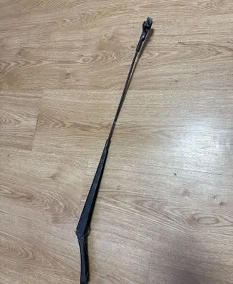 Skoda Octavia Mk2 (1Z) Front wiper blade arm 1Z1955410 1Z1955410A