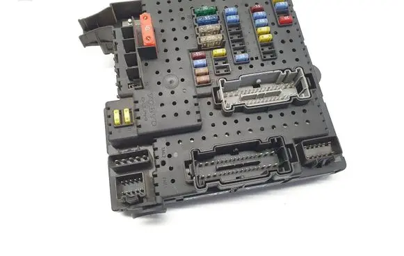 Volvo XC90 Fuse box set 8676391