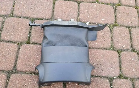 Opel Combo E Steering wheel column trim 9816559977