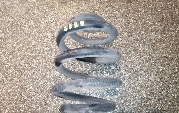 Volkswagen Transporter - Caravelle T5 Rear coil spring