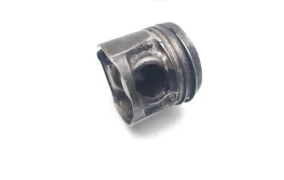 Opel Astra J Piston B16DTL 0687776302