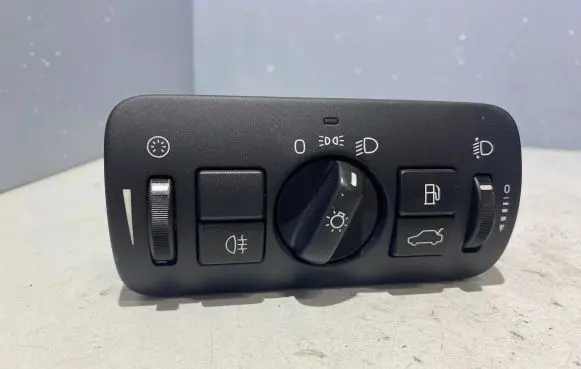 Volvo XC60 Light switch 30739413 04066312