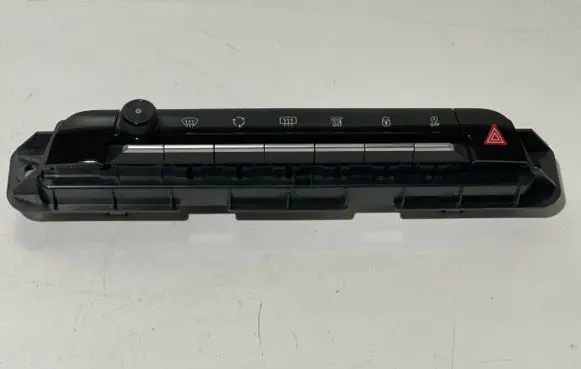 Citroen C5 Aircross Climate control unit 9828018177