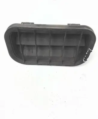 Audi TT TTS Mk2 Quarter panel pressure vent 4A0819181