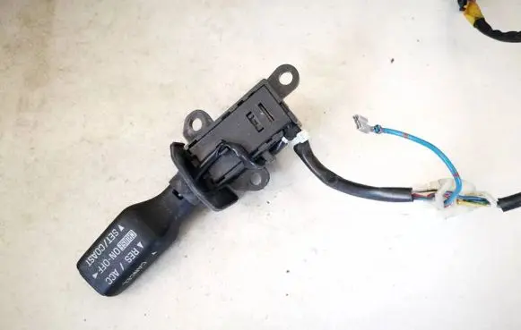 Lexus RX 300 Cruise control switch 