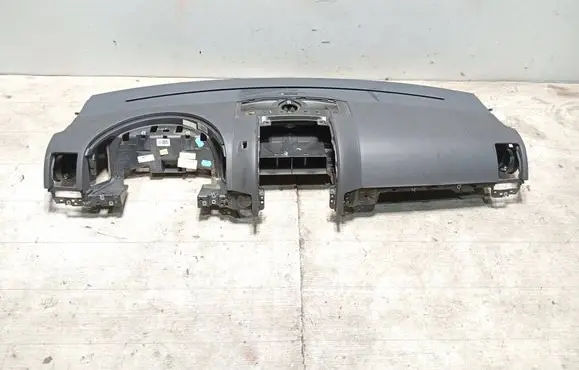 Volkswagen Touareg I Dashboard 7L6857076 7L6857075 7L0880202