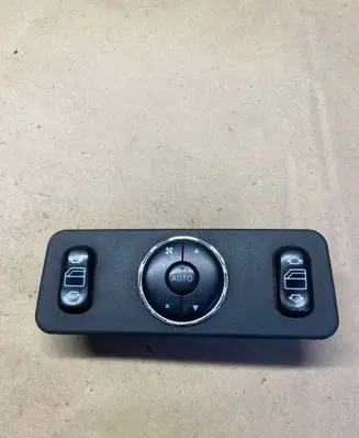 Mercedes-Benz ML W163 Electric window control switch A1638200326 03420610