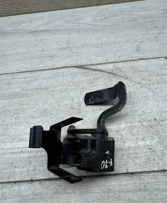 Volvo V70 Headlight/headlamp level sensor 8622446 080207