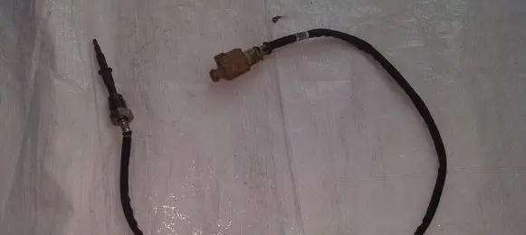 Volkswagen Golf VII Lambda probe sensor 04L906088BF
