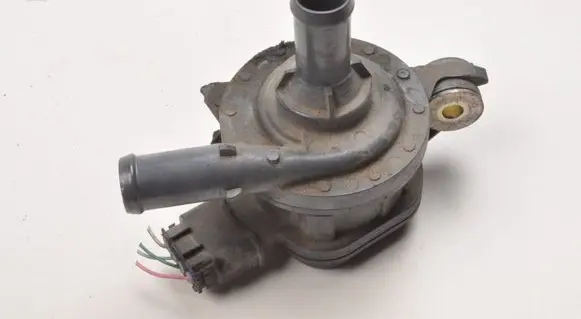 Toyota Prius (XW50) Water pump G904047040
