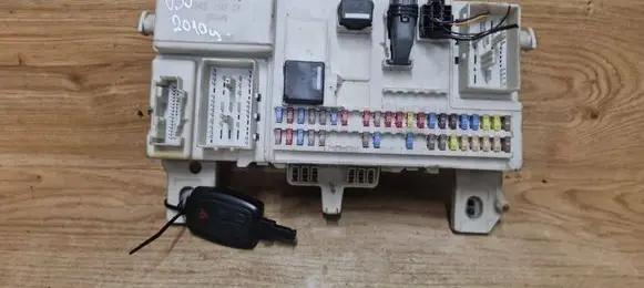 Fuse box set