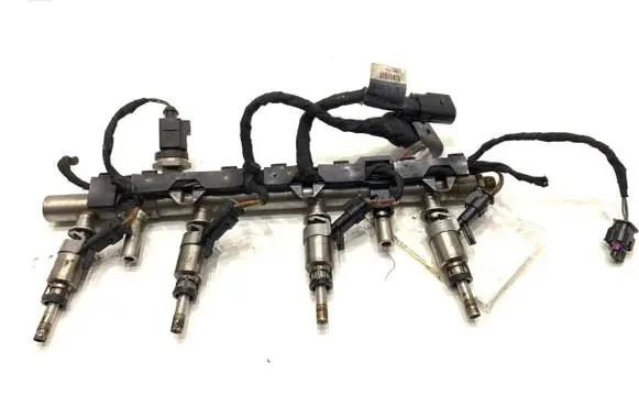 Audi A3 S3 8V Fuel main line pipe 06K133317G