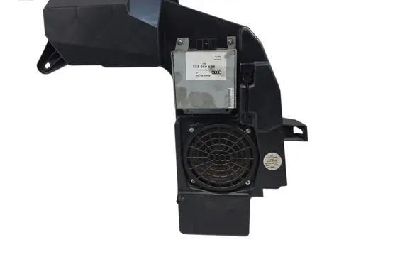 Audi A4 S4 B6 8E 8H Subwoofer speaker 8E9035223