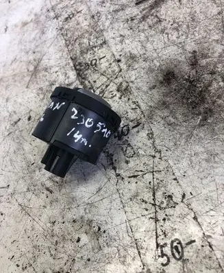 Volkswagen Touran II Light switch 3c8941431a