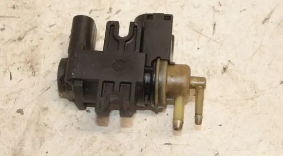 Audi A4 S4 B8 8K Turbo solenoid valve 8K0906627
