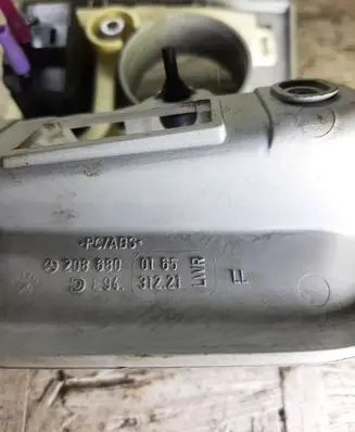 Mercedes-Benz CLK A208 C208 Headlight level height control switch 2086800165