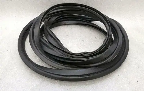 Aston Martin V8 Front door rubber seal 6G33C43720BC