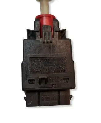 BMW 3 E36 Brake pedal sensor switch 8360417 110187 057A