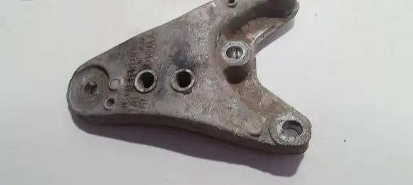 Volkswagen Cross Polo Engine mounting bracket 6q0199185ab