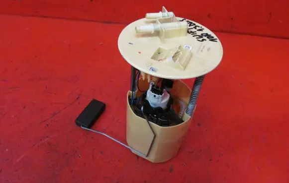 Suzuki Swift I In-tank fuel pump 1510062J50