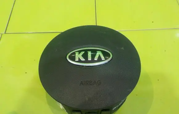 KIA Rio Steering wheel airbag 569001G450