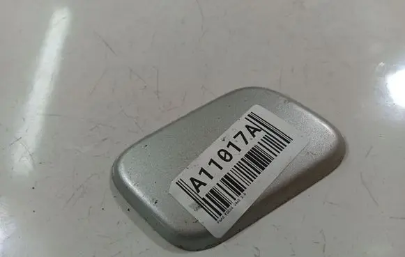 Ford Focus Front tow hook cap/cover D2a3a