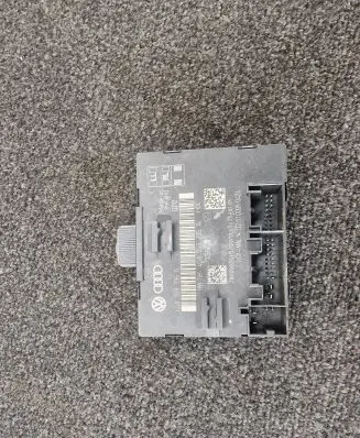 Audi A7 S7 4G Door control unit/module 4G8959795A