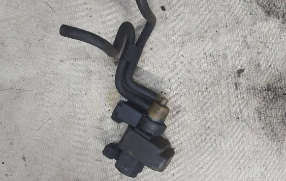 Renault Espace - Grand espace IV Turbo solenoid valve 8200486264