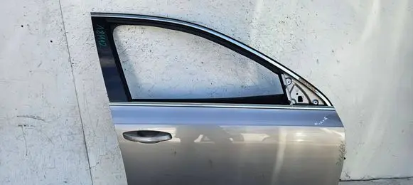 Skoda Octavia Mk3 (5E) Front door 