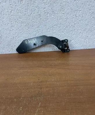 Mercedes-Benz Vito Viano W447 Sliding door upper roller guide/hinge 0817 E3021