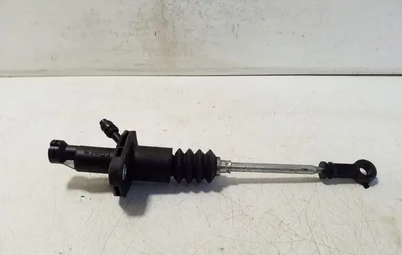 Chevrolet Captiva Clutch master cylinder 24251413