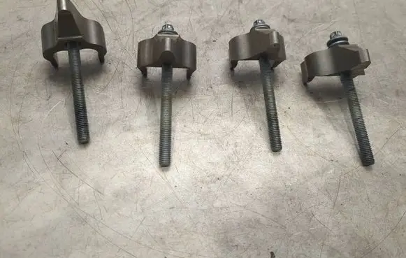 BMW 3 F30 F35 F31 Fuel Injector clamp holder 