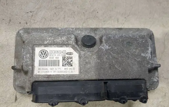 Volkswagen Polo IV 9N3 Engine control unit/module 03C906024CD Bc0102605e